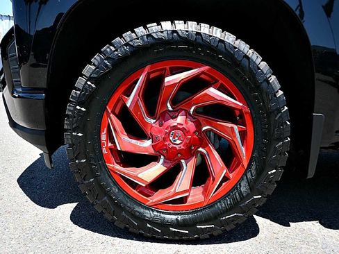 Used 2020 Chevrolet Silverado 1500 Custom w/ Custom Value Package RWD image 5