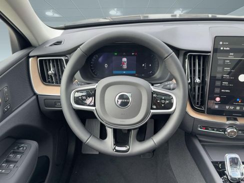 New 2026 Volvo XC60 B5 Plus w/ Climate Package image 26