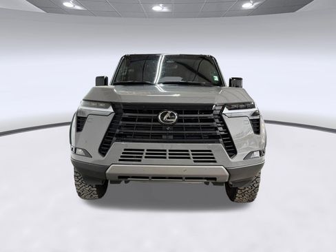 Used 2024 Lexus GX 550 AWD/4WD image 6