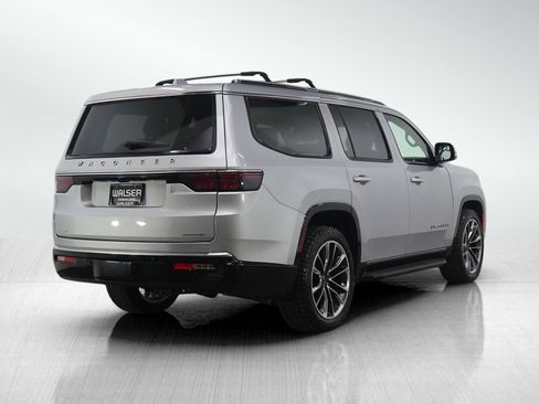 Used 2022 Jeep Wagoneer Series II w/ Premium Group I image 5