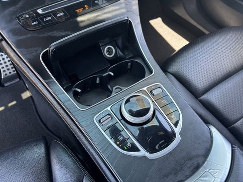 Used 2019 Mercedes-Benz GLC 300 4MATIC Coupe image 27
