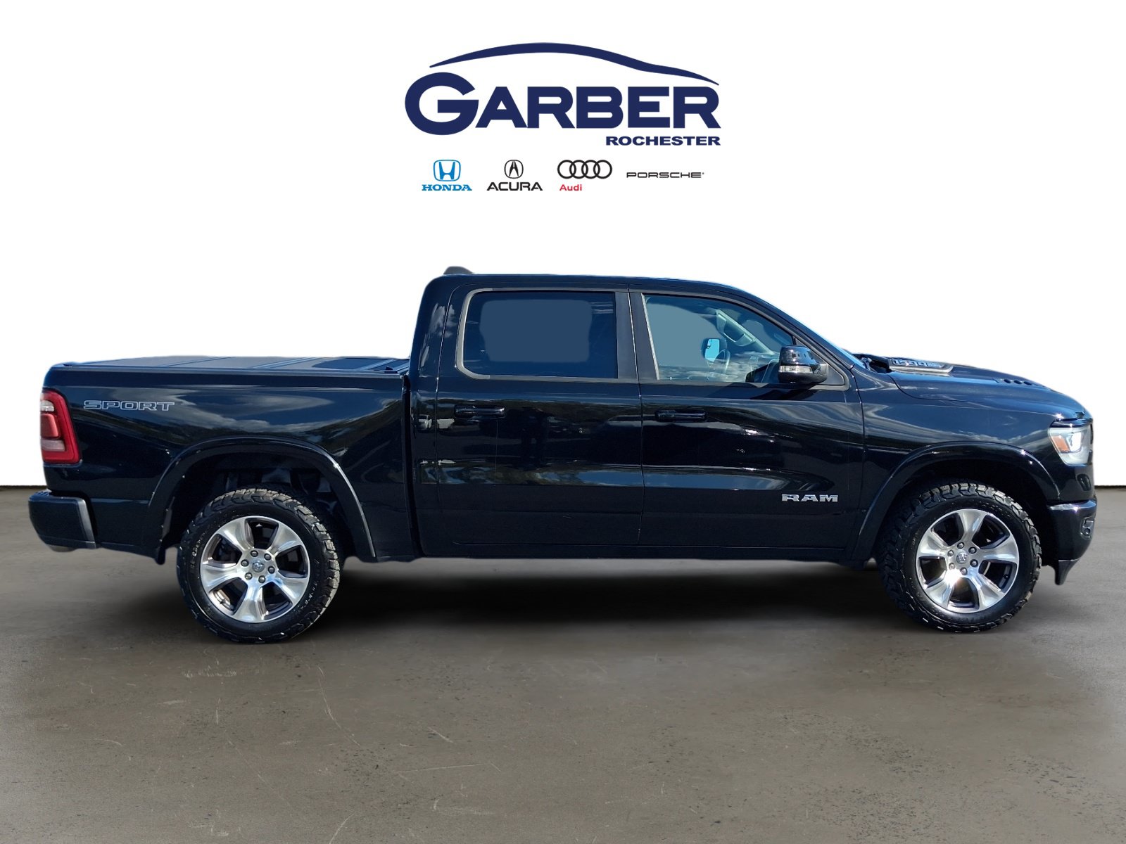 Used 2021 RAM 1500 Laramie w/ Sport Appearance Package AWD/4WD image 9
