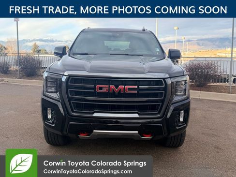 Used 2023 GMC Yukon XL AT4 w/ Technology Package image 2