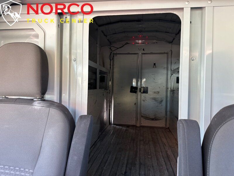 Used 2020 Ford Transit 350 w/ Interior Upgrade Package RWD image 24