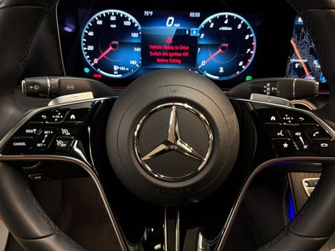 Used 2022 Mercedes-Benz E 350 Sedan image 22