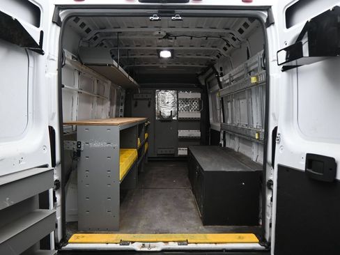 Used 2024 RAM ProMaster 2500 w/ Premium Convenience Group FWD image 21