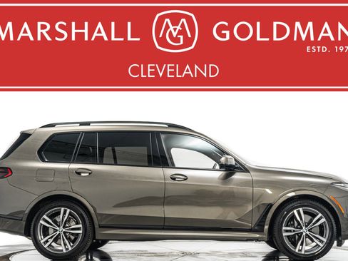 Used 2026 BMW X7 xDrive40i w/ M Sport Package AWD/4WD image 1