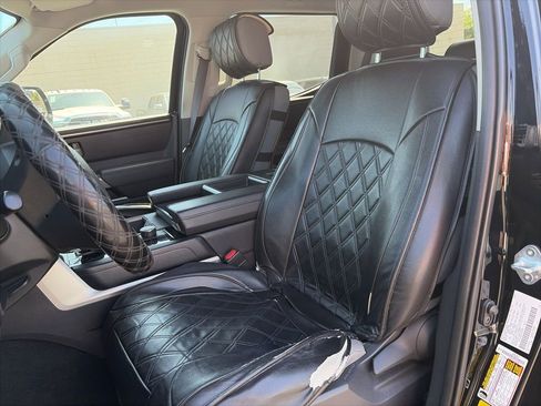 Used 2023 Toyota Tundra SR5 w/ SR5 Convenience Package image 10