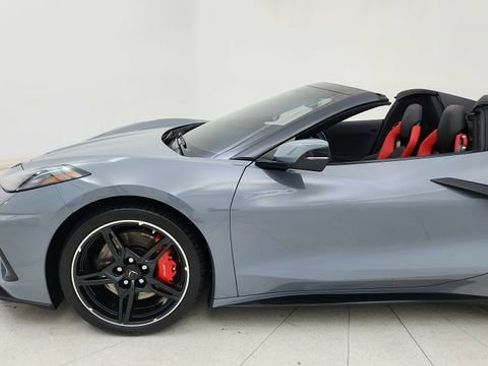 Used 2024 Chevrolet Corvette Stingray Preferred Conv w/ Z51 Performance Package image 9
