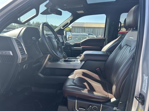 Used 2015 Ford F150 Platinum w/ Max Trailer Tow Package AWD/4WD image 9