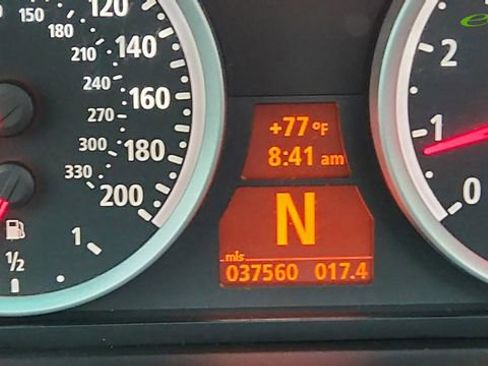 Used 2006 BMW M5 image 41