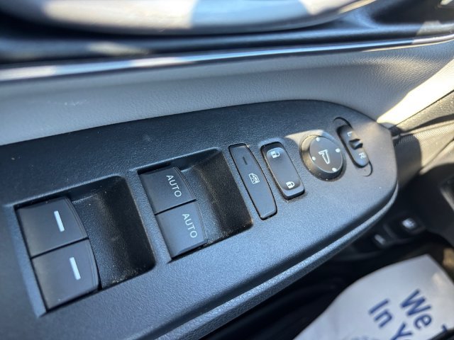 Used 2021 Honda CR-V Touring image 16