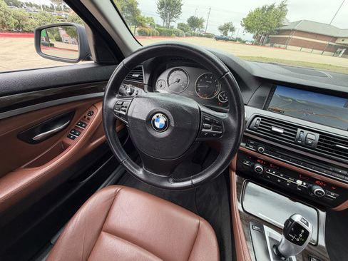 Used 2011 BMW 528i Sedan RWD image 24