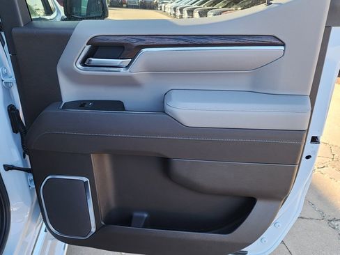 New 2026 GMC Sierra 1500 SLT w/ SLT Premium Plus Package image 41