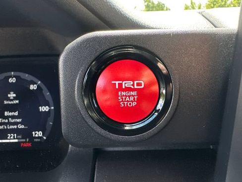 Certified 2026 Toyota 4Runner TRD Off-Road AWD/4WD image 40
