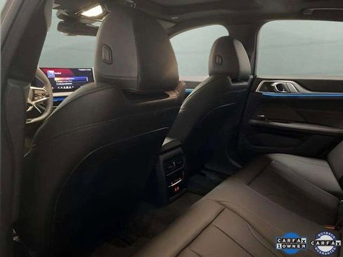 Used 2025 BMW i4 xDrive40i image 68