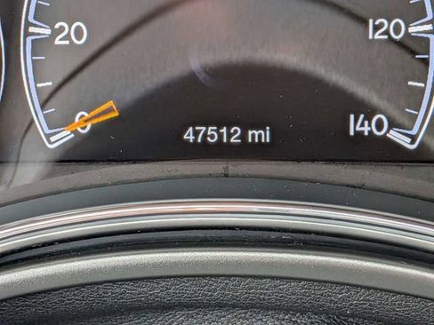 Used 2022 Jeep Grand Cherokee Laredo E RWD image 28