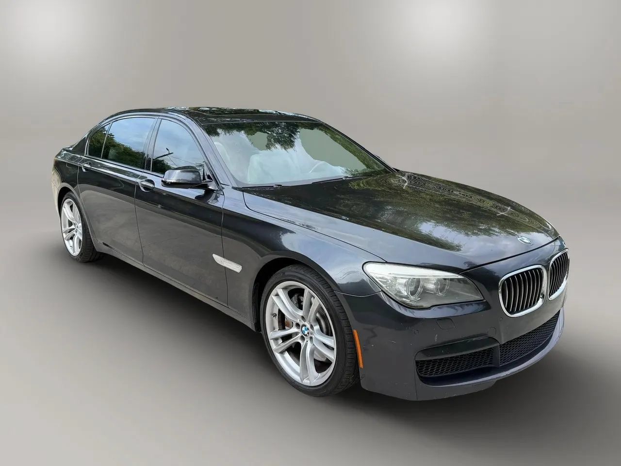 Used 2013 BMW 750Li RWD image 6