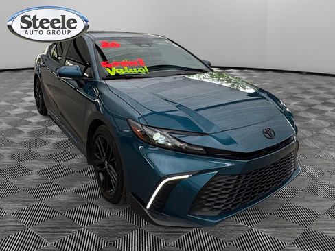 Used 2026 Toyota Camry SE w/ Convenience Package FWD image 7