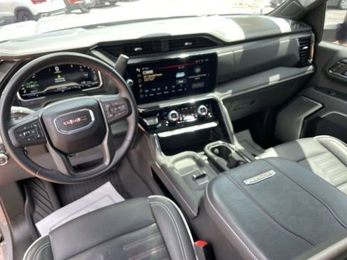 Used 2024 GMC Sierra 2500 AT4X w/ AT4X AEV Edition AWD/4WD image 16