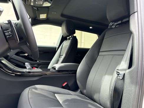 New 2026 Land Rover Range Rover Evoque S AWD/4WD image 13