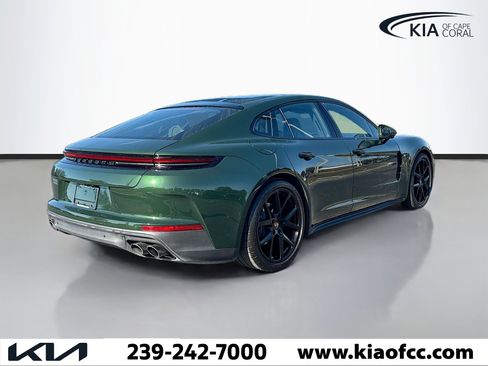 Used 2025 Porsche Panamera 4 image 6