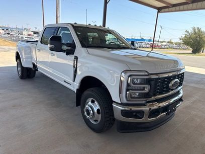 New 2026 Ford F350 Lariat w/ FX4 Off-Road Package