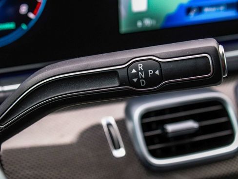 Used 2022 Mercedes-Benz GLS 450 4MATIC image 32