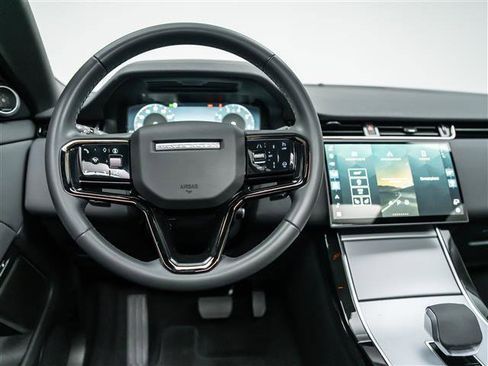 Used 2025 Land Rover Range Rover Evoque S AWD/4WD image 19