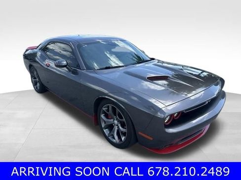Used 2015 Dodge Challenger R/T w/ Quick Order Package 22B R/T RWD image 1