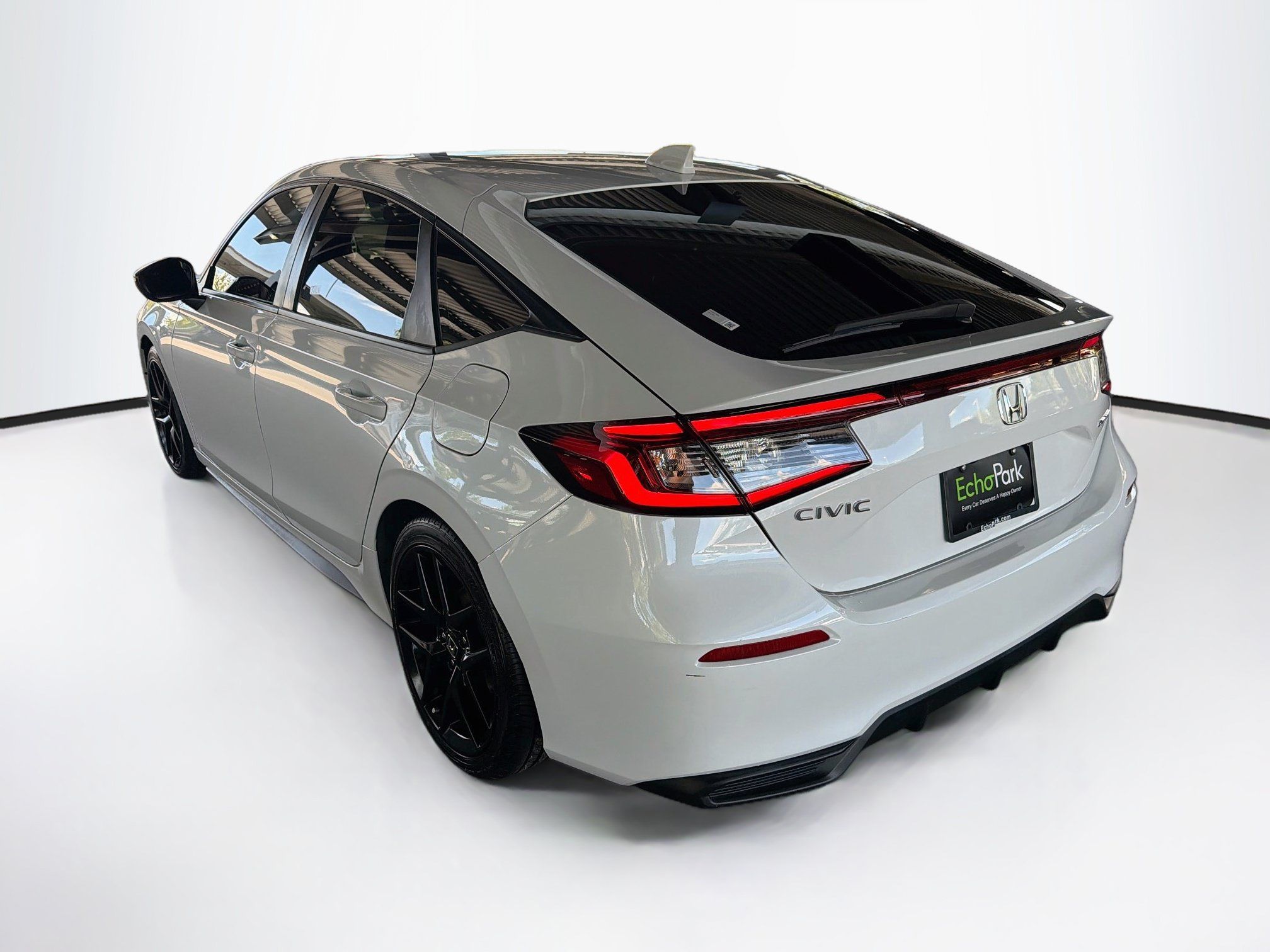 Used 2022 Honda Civic Sport image 5