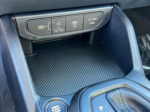 New 2025 Kia K4 LXS image 13