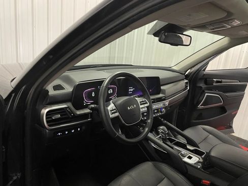 Used 2023 Kia Telluride EX FWD image 35
