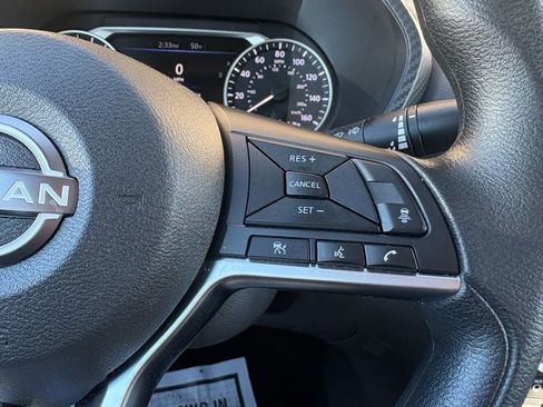 Used 2025 Nissan Sentra SV FWD image 27