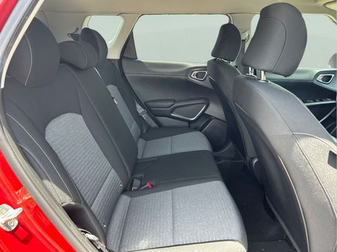 Used 2021 Kia Soul S FWD image 11