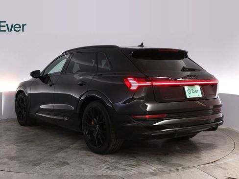 Used 2023 Audi e-tron Chronos w/ Chronos Package AWD/4WD image 17