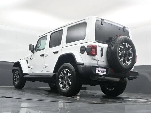 New 2026 Jeep Wrangler Sahara AWD/4WD image 41