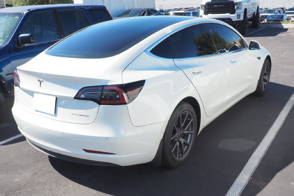 Used 2019 Tesla Model 3 Long Range AWD/4WD image 3
