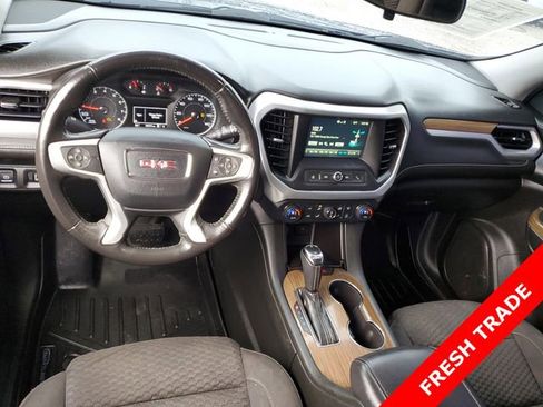 Used 2017 GMC Acadia SLE image 10