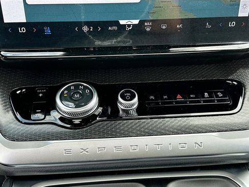 New 2026 Ford Expedition Max Platinum AWD/4WD image 12