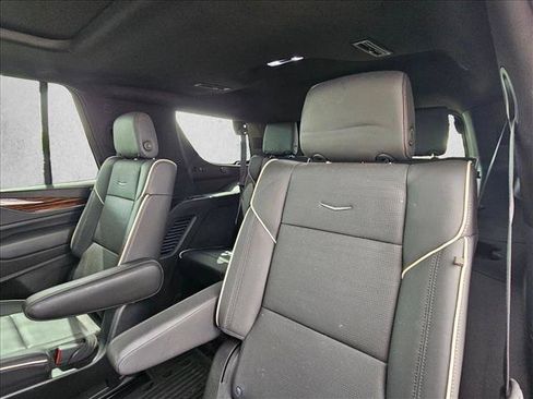 Certified 2023 Cadillac Escalade Premium Luxury AWD/4WD image 15