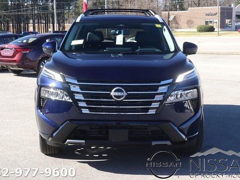 New 2026 Nissan Rogue Platinum image 2