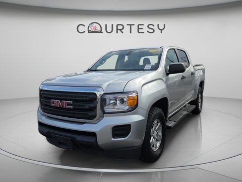 Used 2017 GMC Canyon 2WD Crew Cab w/ Convenience Package image 1