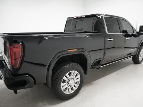 Used 2021 GMC Sierra 2500 Denali w/ Denali Ultimate Package AWD/4WD image 4