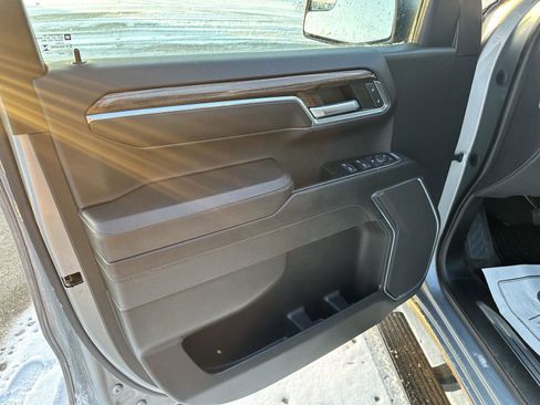 Used 2023 Chevrolet Silverado 1500 LT image 18