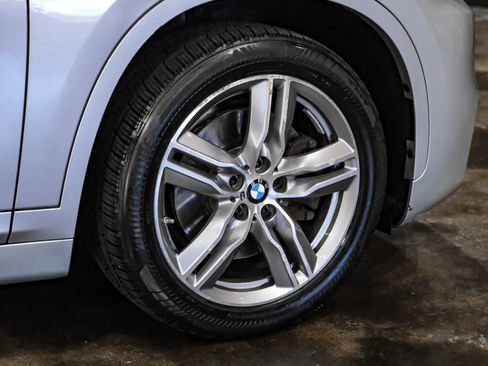 Used 2019 BMW X1 sDrive28i w/ M Sport Package FWD image 50