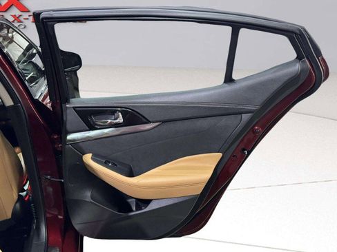 Used 2016 Nissan Maxima SR image 46