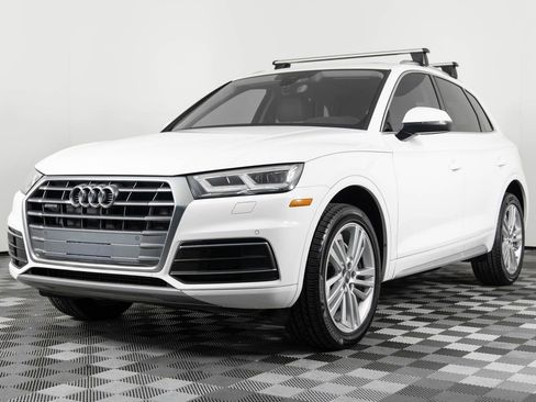 Used 2020 Audi Q5 2.0T Premium Plus w/ Premium Plus Package image 2