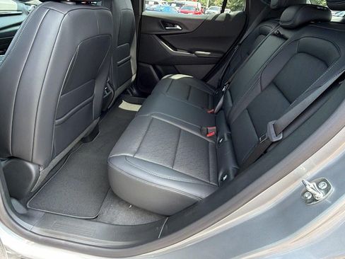 New 2027 Chevrolet Equinox LT w/ Convenience Package II FWD image 19