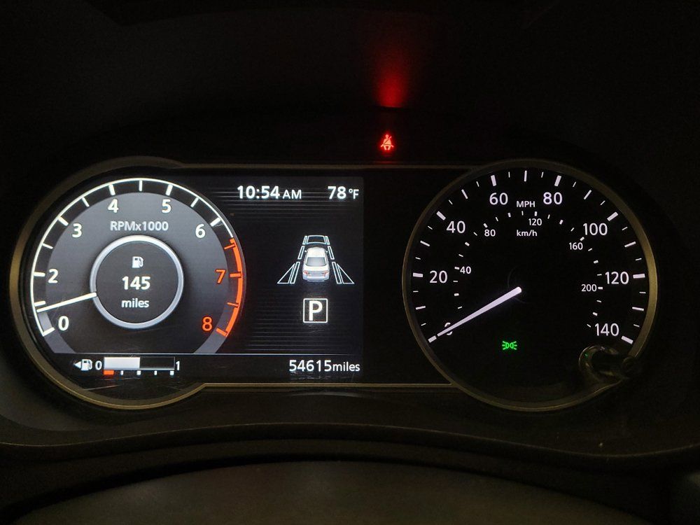 Used 2024 Nissan Versa SV w/ Trunk Package FWD image 23